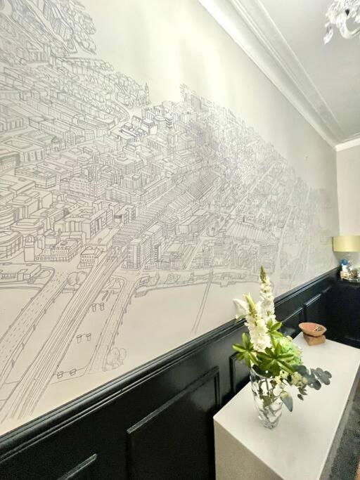 Traditional Apt Close To City Centre & Hampden グラスゴー エクステリア 写真